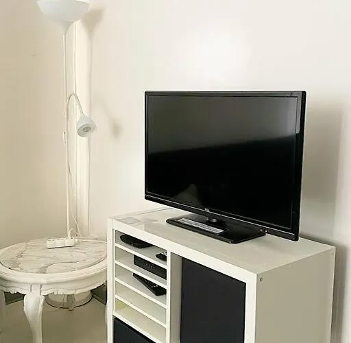 - Duplex Au Coeur Du Quartier Saint-remi Apartment *